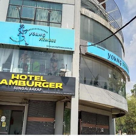 Hotel Zamburger Sg Bakap Simpang Ampat  Екстериор снимка